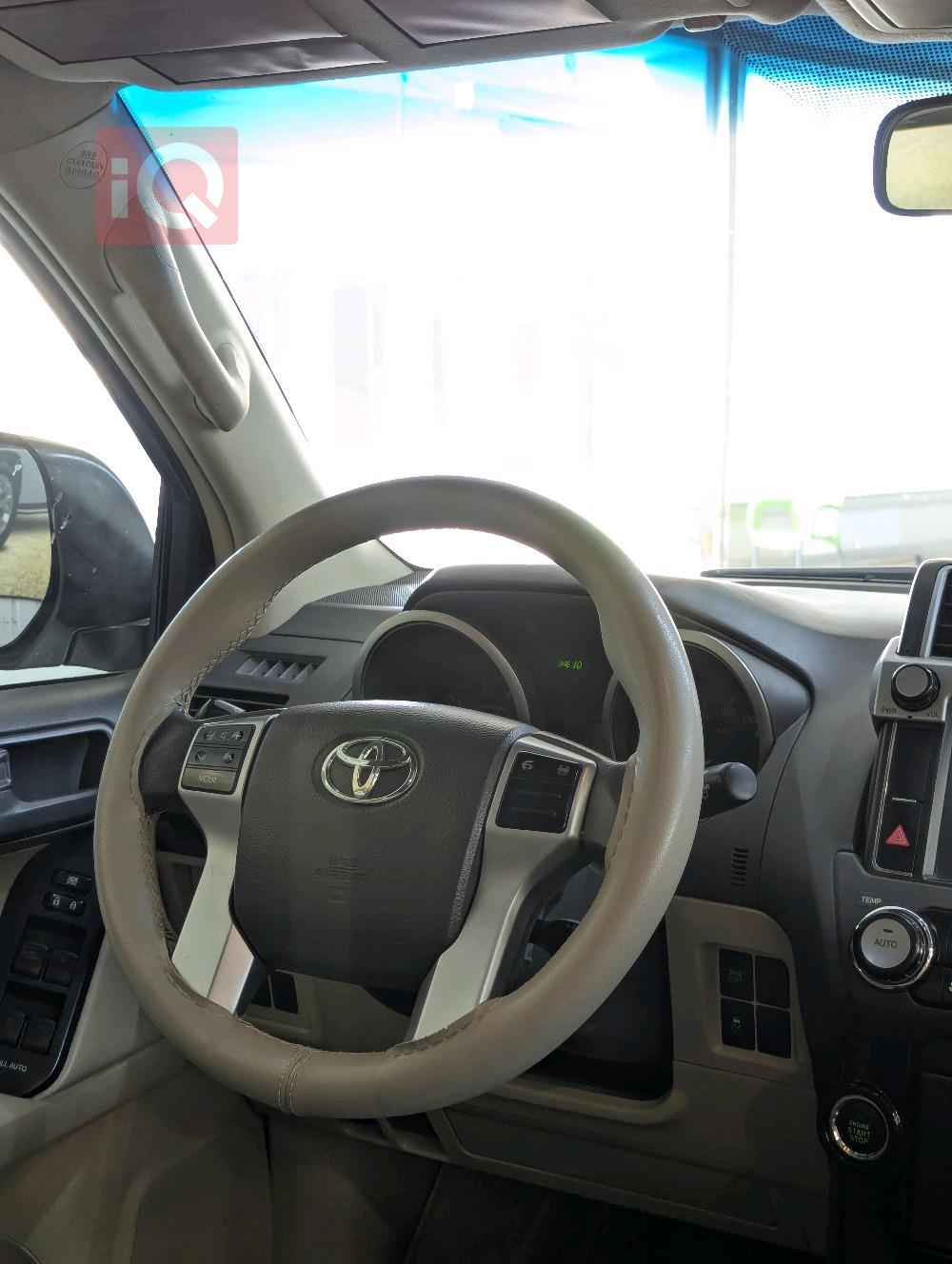 تۆیۆتا لاندكروزر پرادۆ